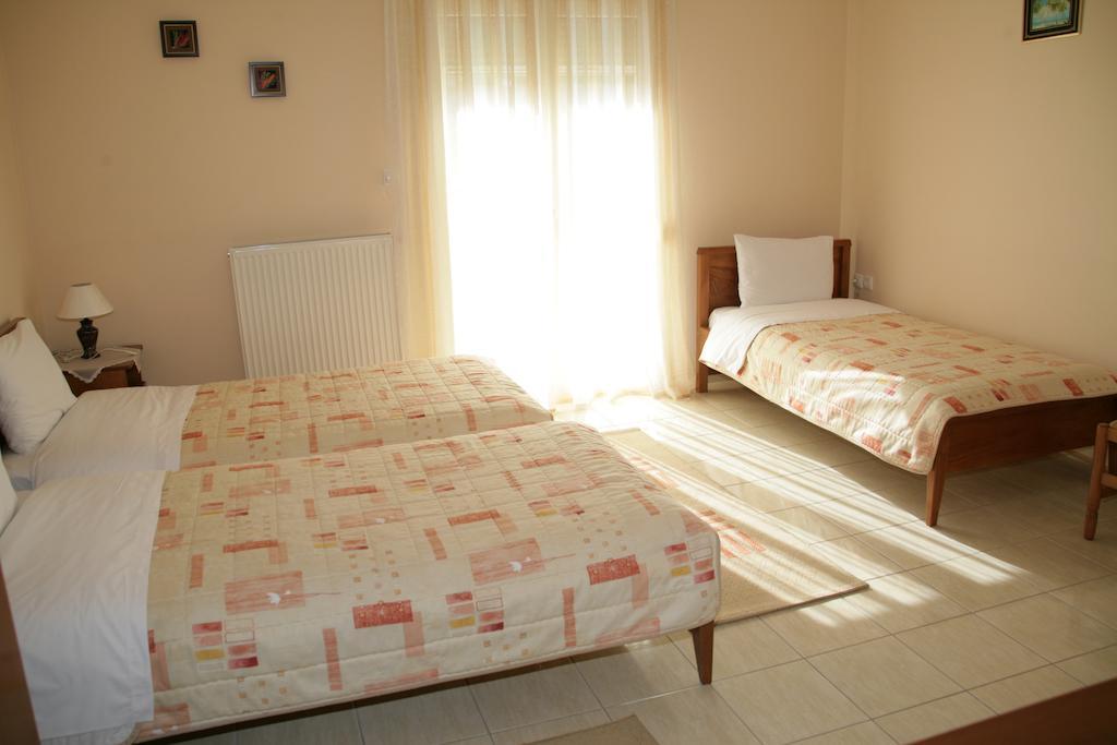 Elanthi Hostel Kasztoriá Kültér fotó