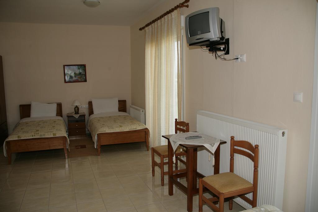 Elanthi Hostel Kasztoriá Kültér fotó