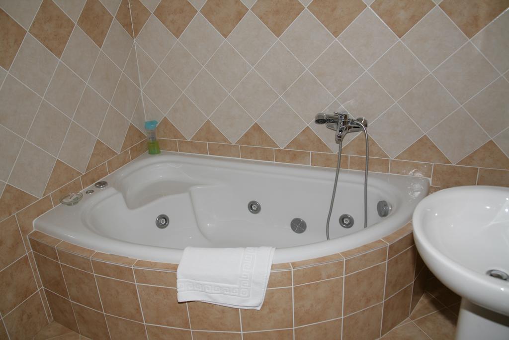 Elanthi Hostel Kasztoriá Szoba fotó